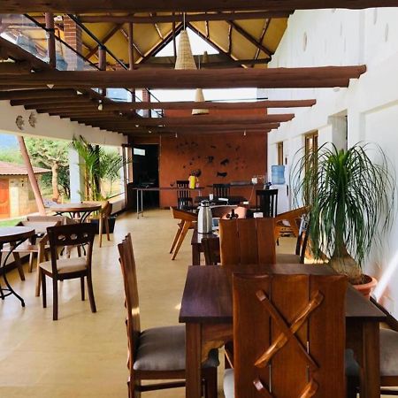 Oldonyo Orok Lodge Kajiado Bagian luar foto