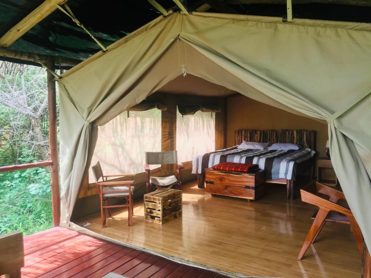 Oldonyo Orok Lodge Kajiado Bagian luar foto