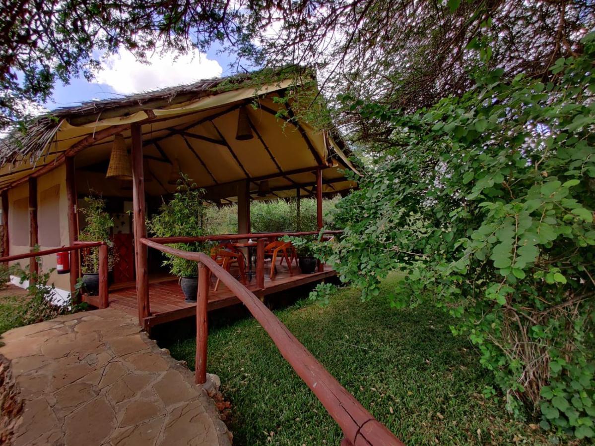 Oldonyo Orok Lodge Kajiado Bagian luar foto