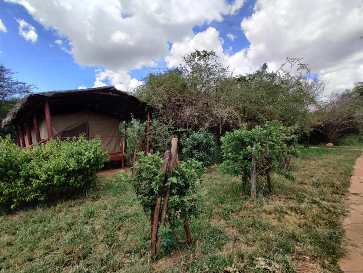 Oldonyo Orok Lodge Kajiado Bagian luar foto