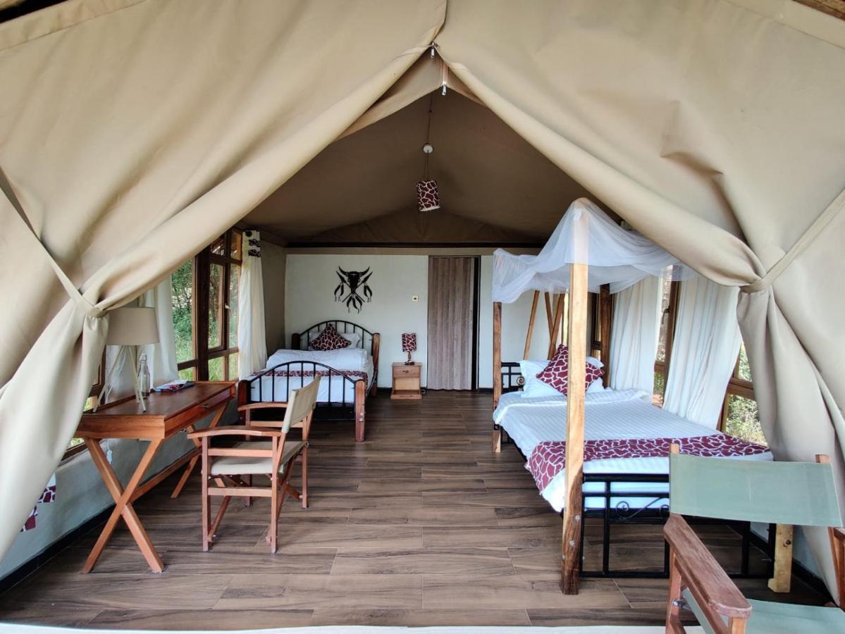 Oldonyo Orok Lodge Kajiado Bagian luar foto