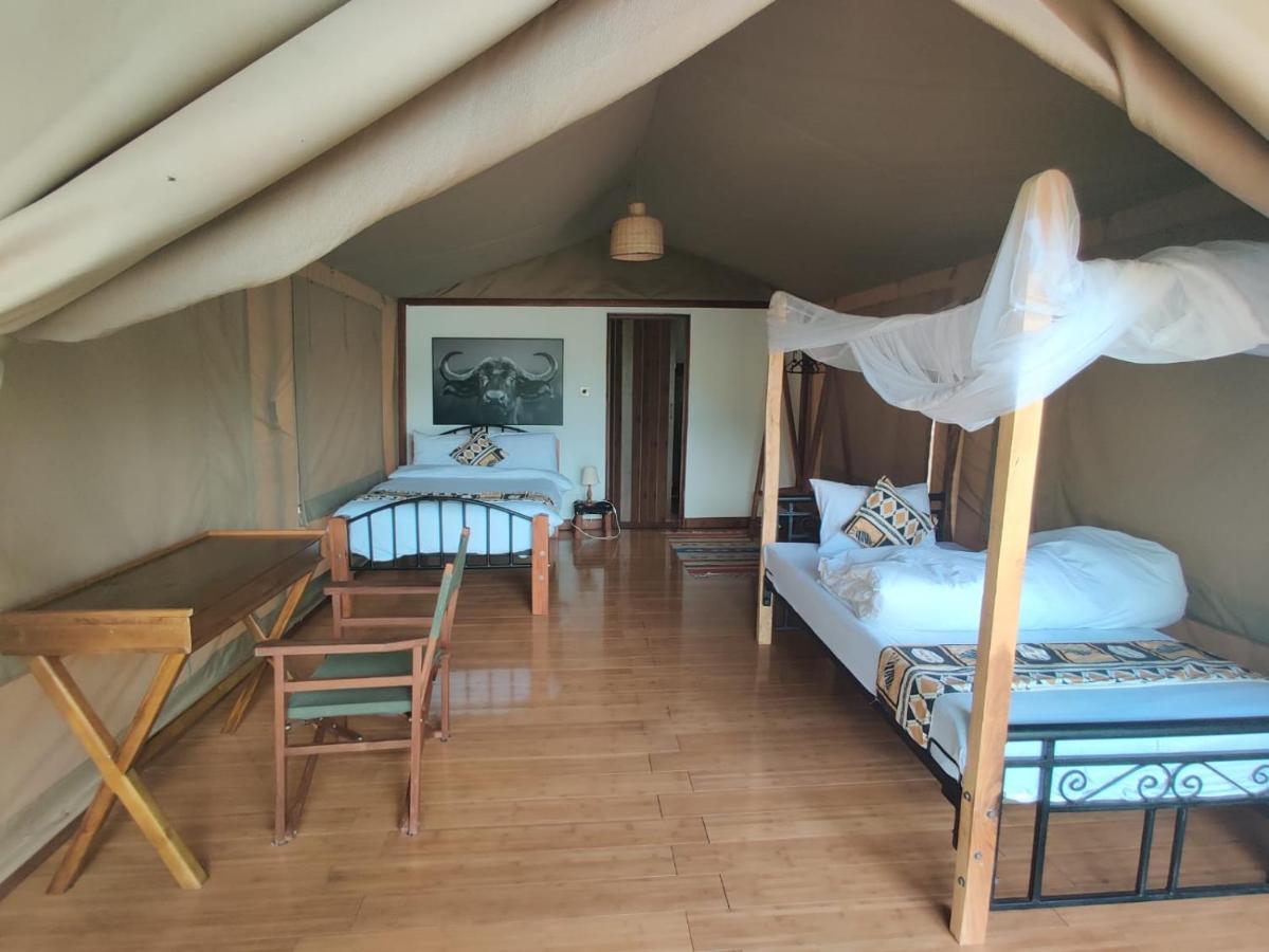 Oldonyo Orok Lodge Kajiado Bagian luar foto