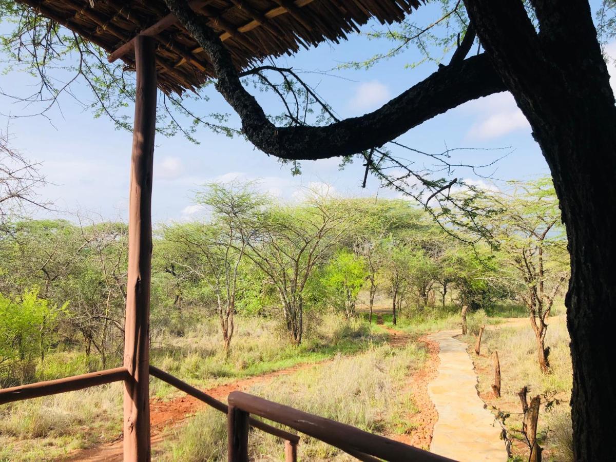 Oldonyo Orok Lodge Kajiado Bagian luar foto